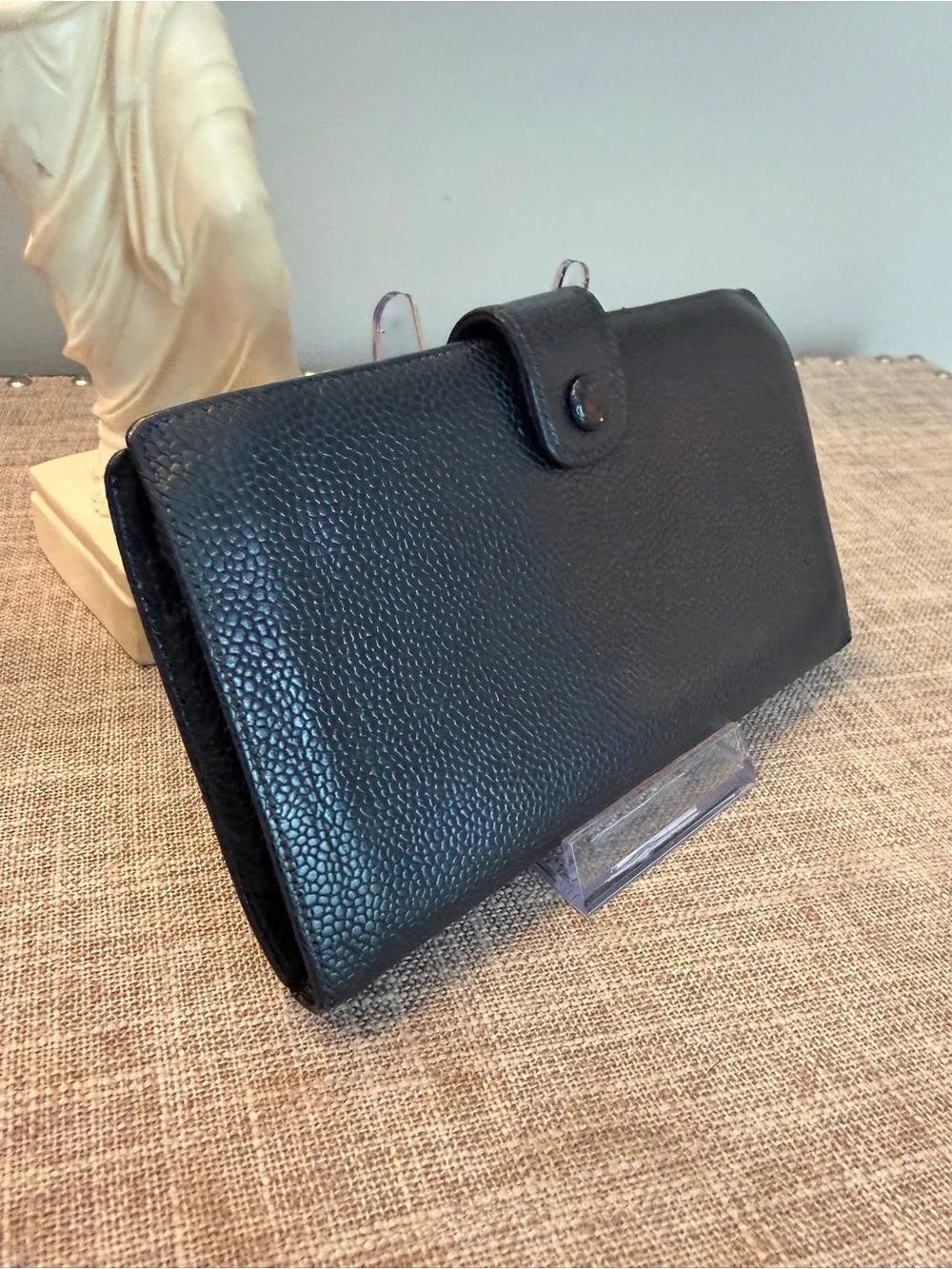 CHANEL EUC Black Quilted Caviar Leather Long Wallet with CC Motif